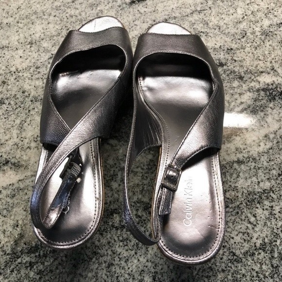 Calvin Klein Silver Heidy Slingbacks, Size 8.5M - Picture 3 of 6